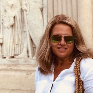 Meet your Posher, Judit